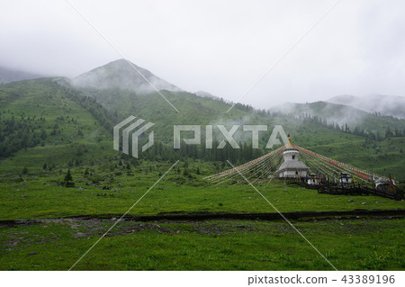 292 Four daughters mountain 43389196