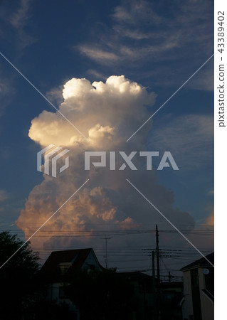 Tunnel cloud 1 43389402