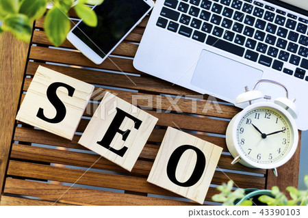 Wooden business image SEO 43390103