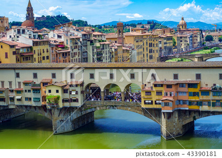 Arno River in Florence Arno River in Florence 43390181