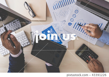 join us concept Businessman working at office 43391226