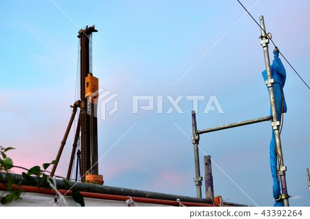 Construction of condominium 43392264