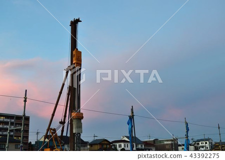Construction of condominium 43392275