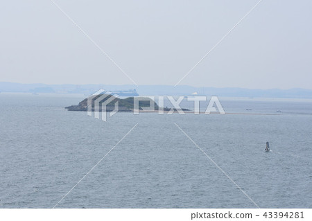 First sea breeze First sea breeze 43394281