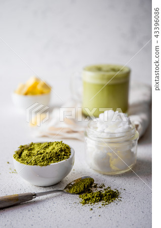 BULLETPROOF MATCHA. Ketogenic keto diet hot drink. Tea matcha blended with coconut oil and butter 43396086