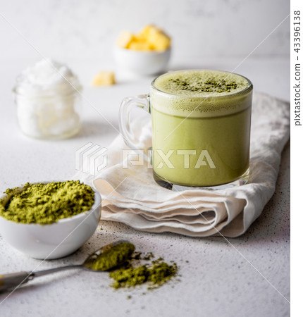 BULLETPROOF MATCHA. Ketogenic keto diet hot drink. Tea matcha blended with coconut oil and butter 43396138