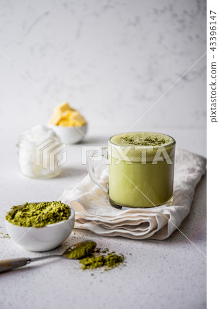 BULLETPROOF MATCHA. Ketogenic keto diet hot drink. Tea matcha blended with coconut oil and butter 43396147