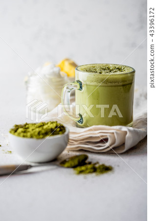 BULLETPROOF MATCHA. Ketogenic keto diet hot drink. Tea matcha blended with coconut oil and butter 43396172