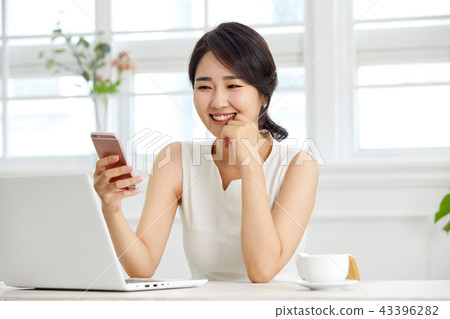 20s, 30s business woman working in the office, work, job, 20s, 30s business woman working in the office, work, job, 43396282