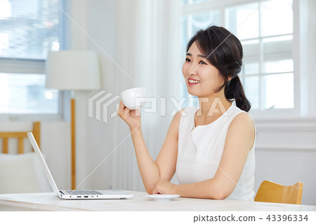 20s, 30s business woman working in the office, work, job, 20s, 30s business woman working in the office, work, job, 43396334