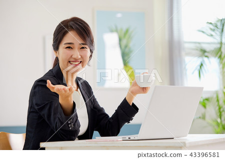 20s, 30s business woman working in the office, work, job, 20s, 30s business woman working in the office, work, job, 43396581