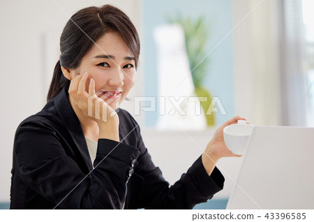 20s, 30s business woman working in the office, work, job, 20s, 30s business woman working in the office, work, job, 43396585