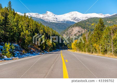 Highway at autumn in Colorado, USA. Highway at autumn in Colorado, USA. 43399702