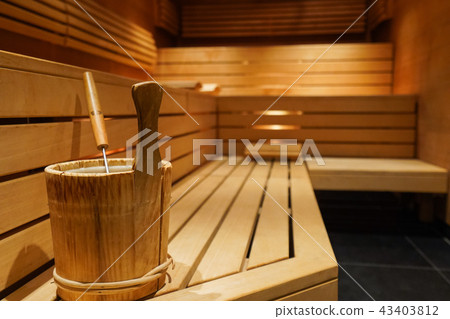 sauna 43403812