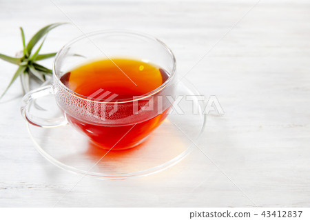 Non-caffeine and decaffeinated rooibos tea. Organic and beauty benefits. Non-caffeine and decaffeinated rooibos tea. Organic and beauty benefits. 43412837