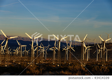風力發電的風力渦輪機在美國 風力發電的風力渦輪機在美國 43414109