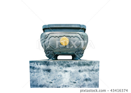 Bronze bucket on white background 43416374