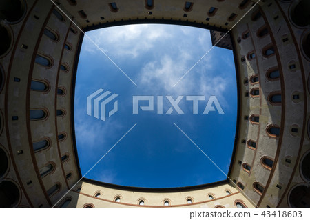 Castle Sforzesco courtyard 43418603