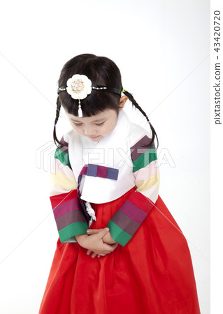 A girl in hanbok A girl in hanbok 43420720