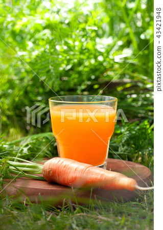 carrot juice 43421948