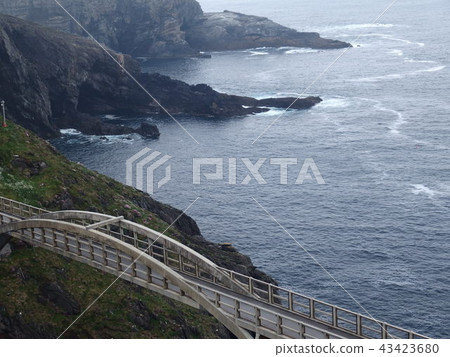 在大海中的橋樑 43423680