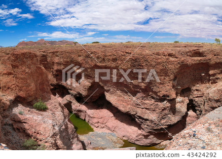 Sesriem canyon Tsauchab river, Sossusvley, Namibia 43424292