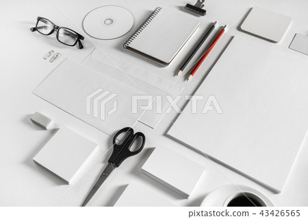 Branding stationery mockup 43426565