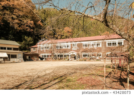 老基澤小學 老基澤小學 43428073