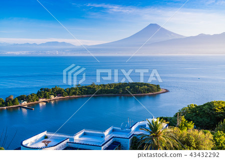 (靜岡縣)在Oceanazaki(大瀨崎)的富士山 (靜岡縣)在Oceanazaki(大瀨崎)的富士山 43432292