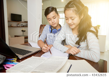 Explaining homework 43432635