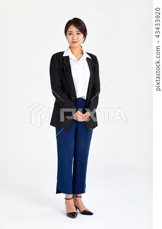 20s, 30s business woman, working, job, confidence, worker 43433920