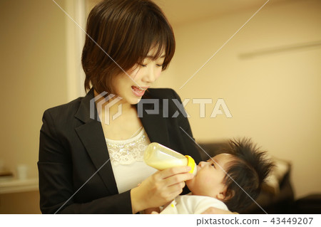 Baby drinking milk Baby drinking milk 43449207