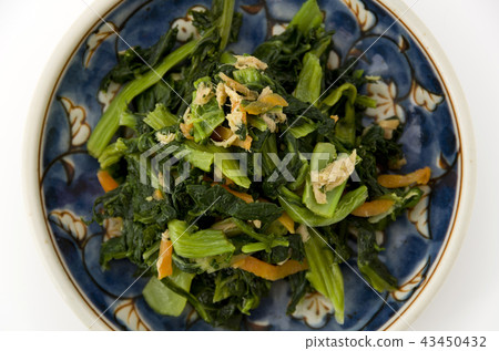 Stir fry of mustard greens 43450432