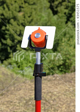 Milestone geodesic with a reflector mounted use outdoors Milestone geodesic with a reflector mounted use outdoors 43451575