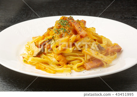 南瓜奶油麵食 43451995