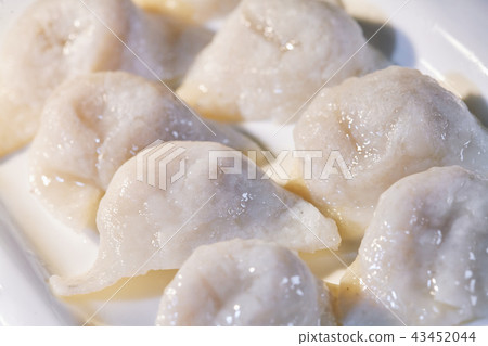 Close up fish dumpling (wonton) on the white plate 43452044