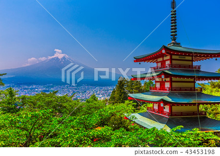 Chureito Pagoda with beautiful mount fuji Chureito Pagoda with beautiful mount fuji 43453198