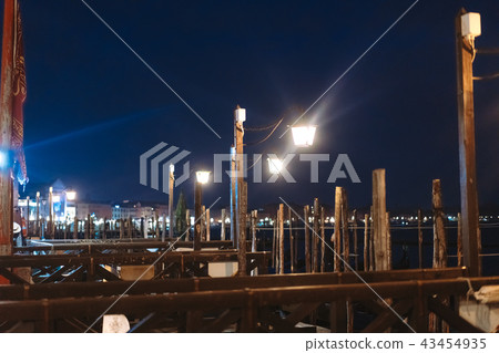 Old street lamp in the city of Venice Old street lamp in the city of Venice 43454935