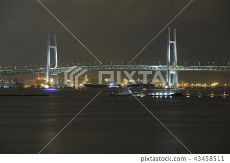 Yokohama Bay Bridge 【Night scene】 From Osan Bridge Yokohama Bay Bridge 【Night scene】 From Osan Bridge 43458511