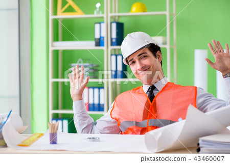 Man architect working on the project 43460007
