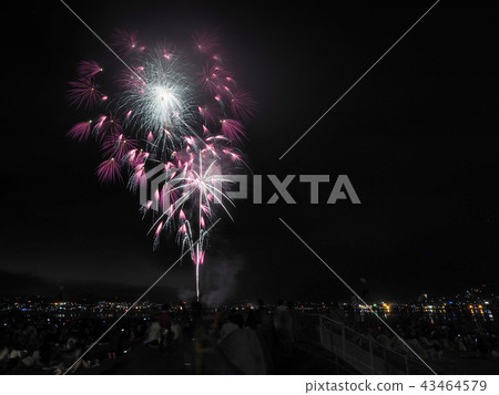 2018 national new year fireworks display 2018 national new year fireworks display 43464579