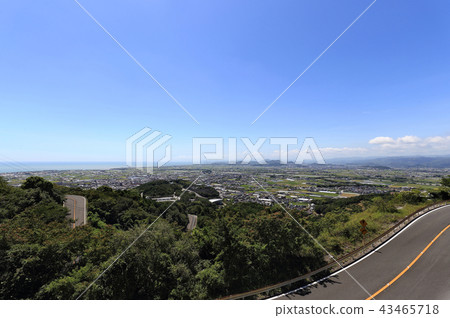 從Ryukawa-do天際線看的Kanaga平原的全景（從Akaoka到高知機場，Katsurahama，高知市，後來的方向） 43465718