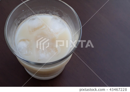 冰冷的甜酒 冰冷的甜酒 43467228
