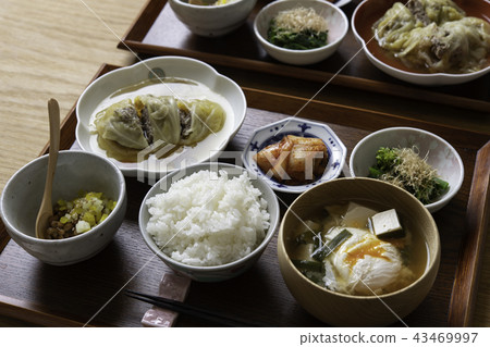 Rolled cabbage set meal 43469997