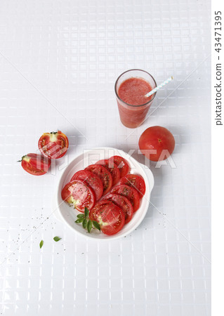 With tomato juice 43471395