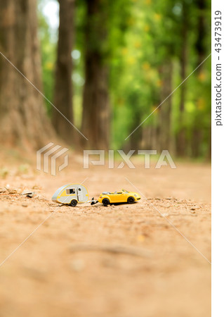 There is a mini camper in Osogi. Travel concept There is a mini camper in Osogi. Travel concept 43473919