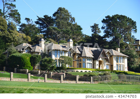 America Pebble Beach 43474703