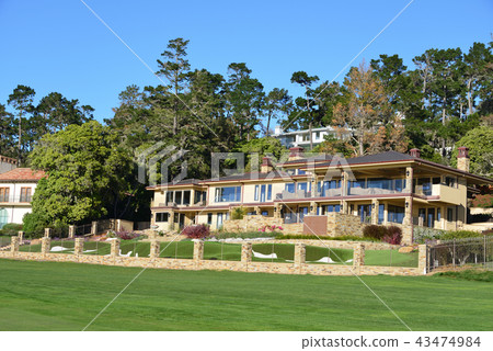 America Pebble Beach 43474984