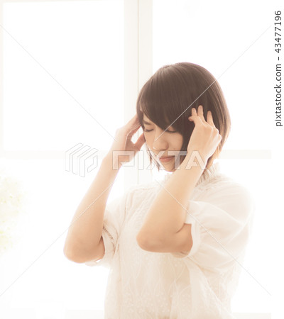 Headache 43477196