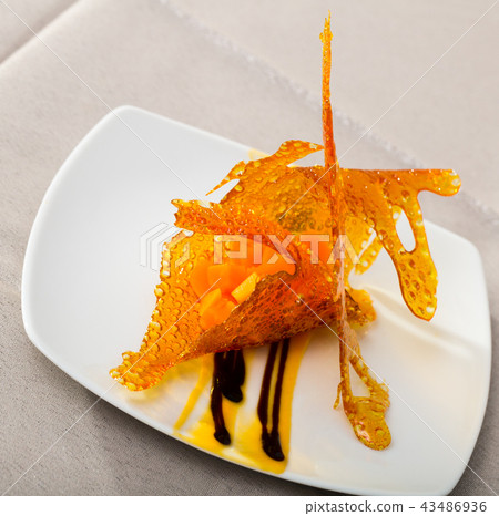 Sweet baked pumpkin with caramel Sweet baked pumpkin with caramel 43486936
